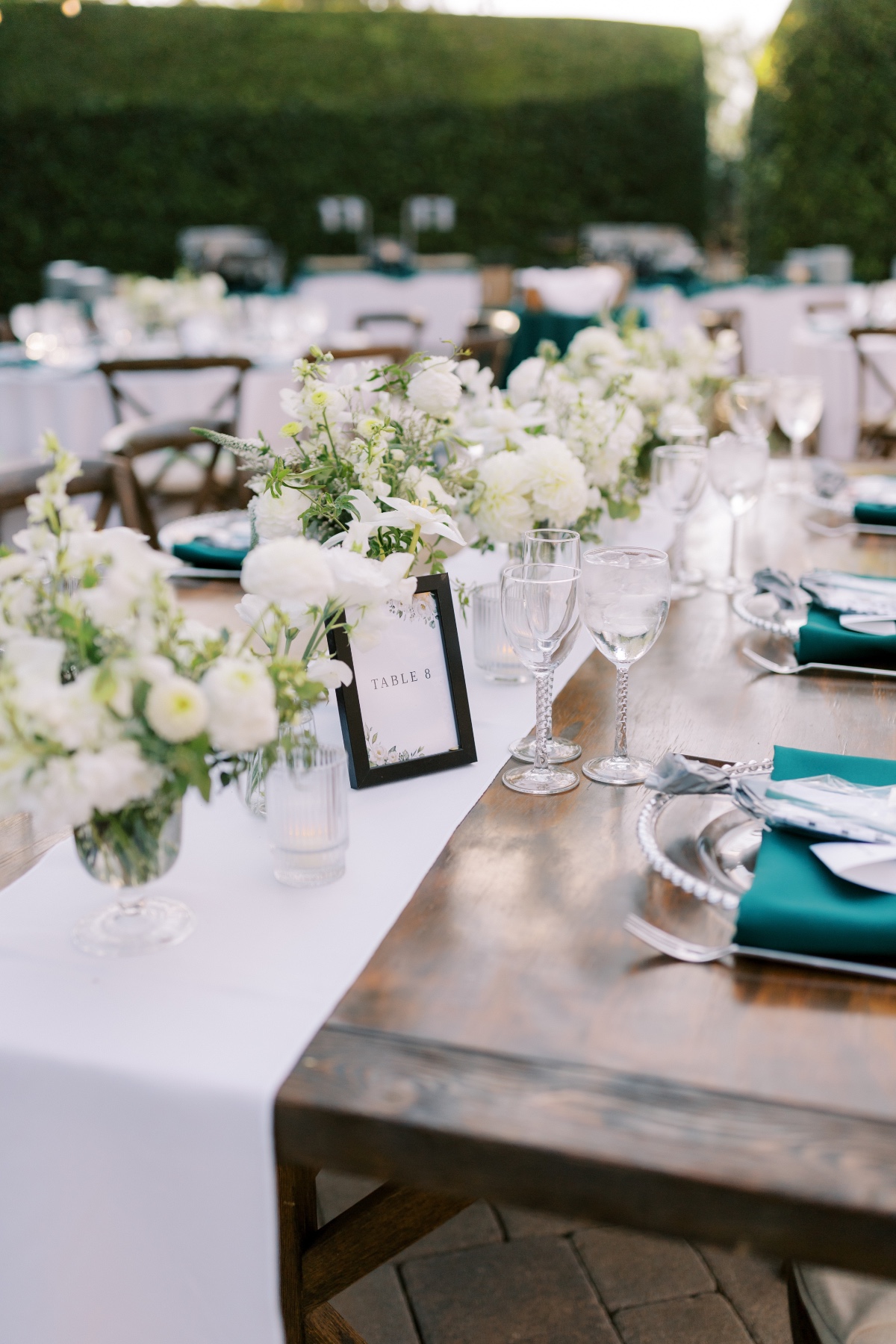 white wildflower centerpieces