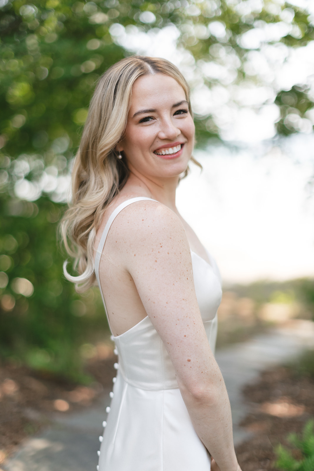 minimalist wedding gown
