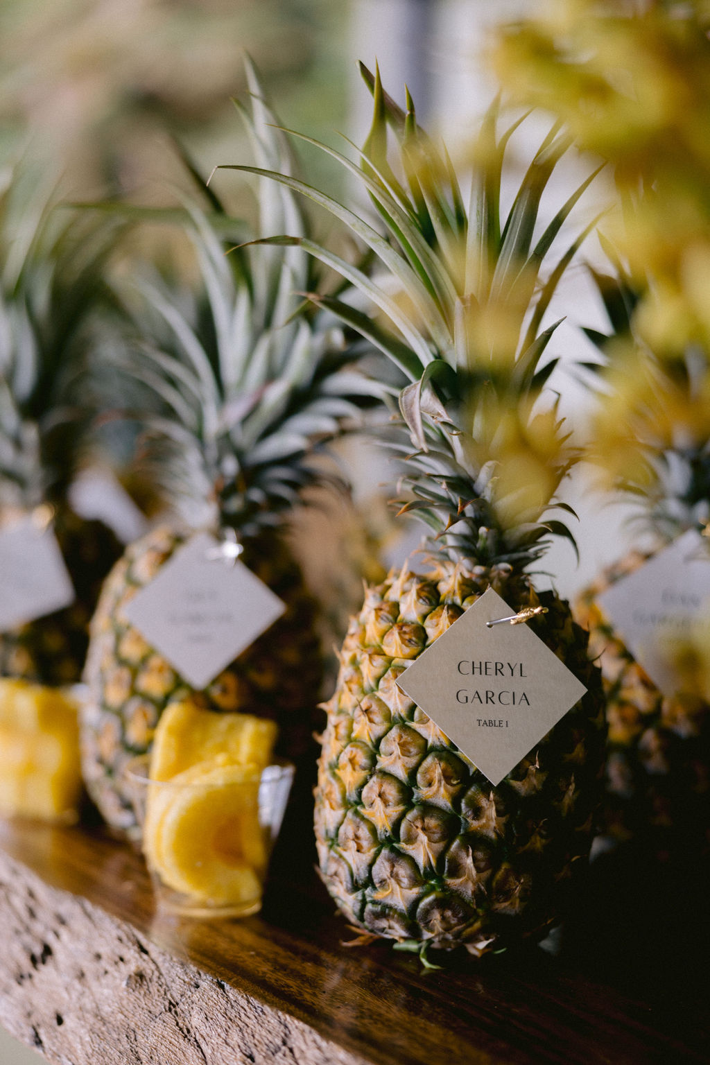 pineapple escorts for wedding