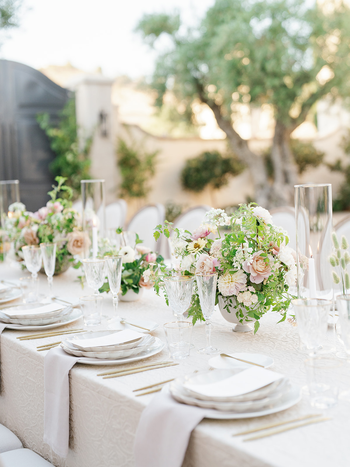 pastel flower arrangements for wedding