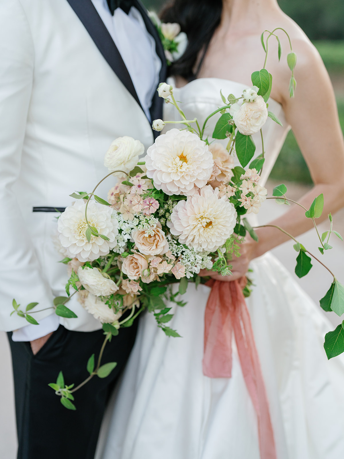 pastel bridal bouquet