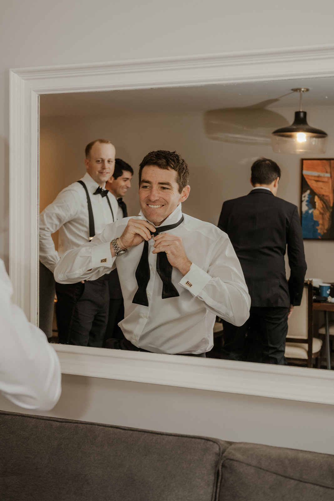 groom and groomsmen getting ready photo ideas