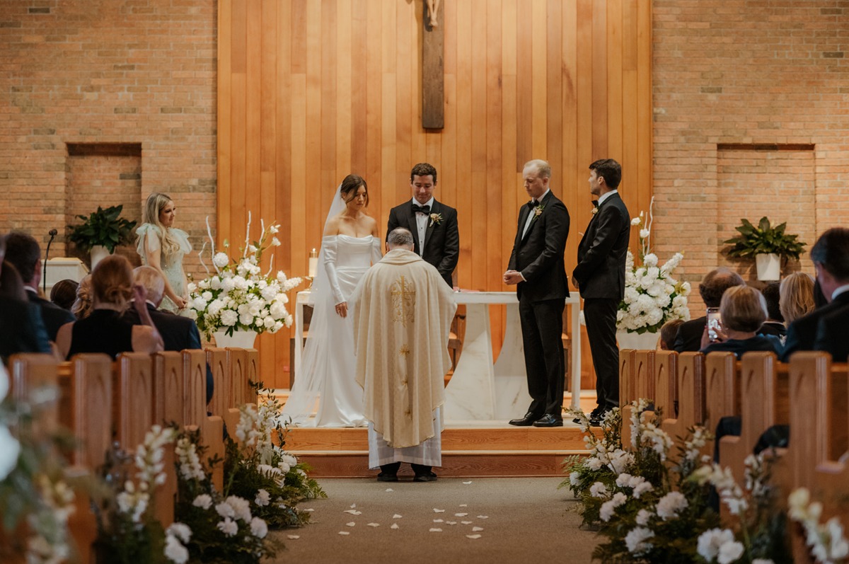 marissa-joe-equinox-resort-manchster-vt-wedding-4126