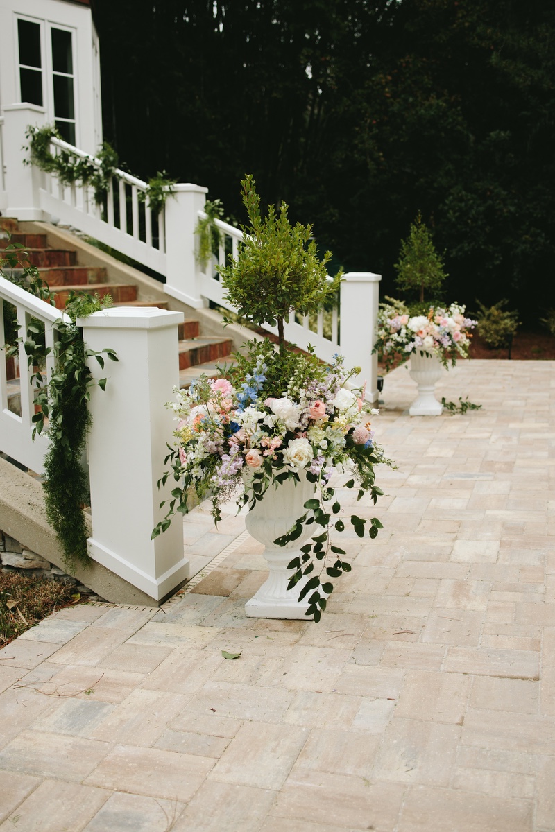 sarahdouglas_gardenwedding_megangielow_07