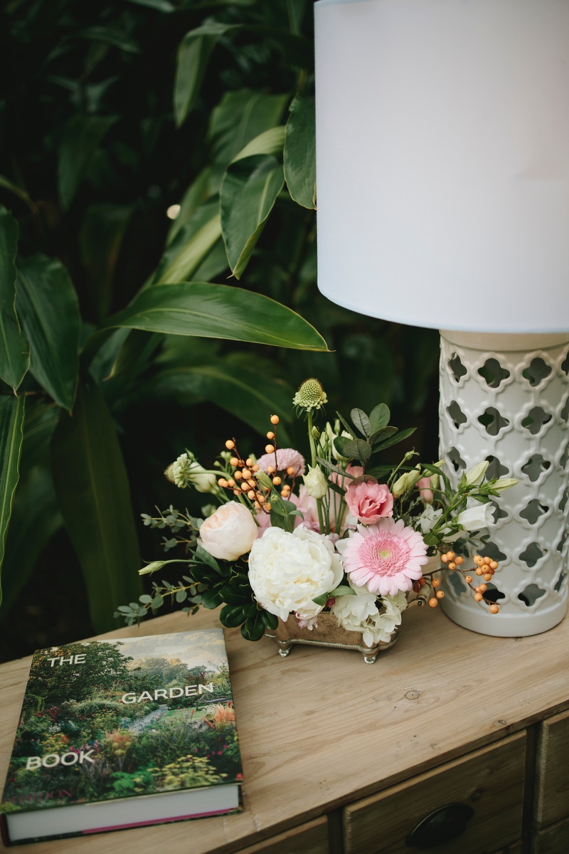 sarahdouglas_gardenwedding_megangielow_09