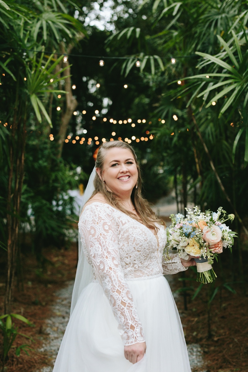 lace long-sleeve wedding dress