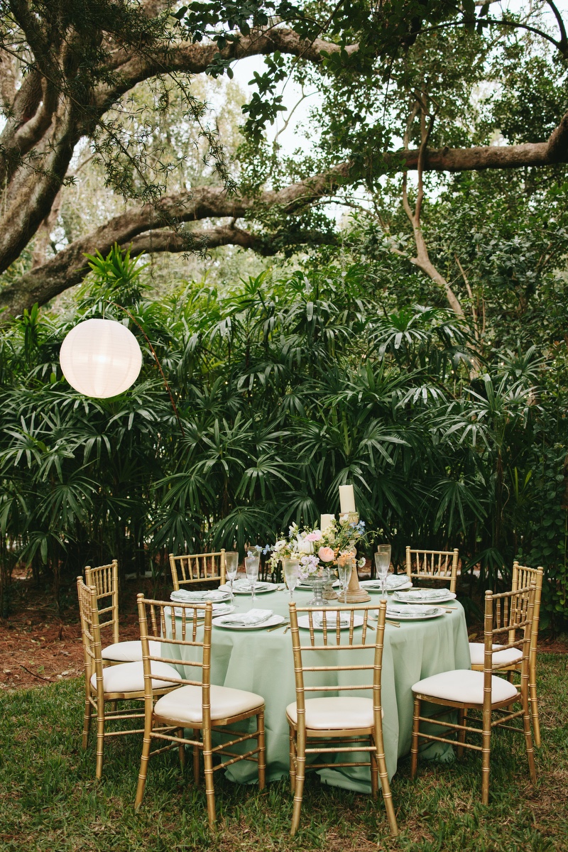 sarahdouglas_gardenwedding_megangielow_14