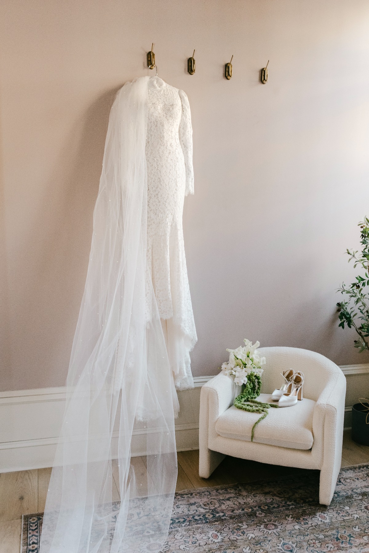 timeless-winter-wedding-emily-wren-photography-0005