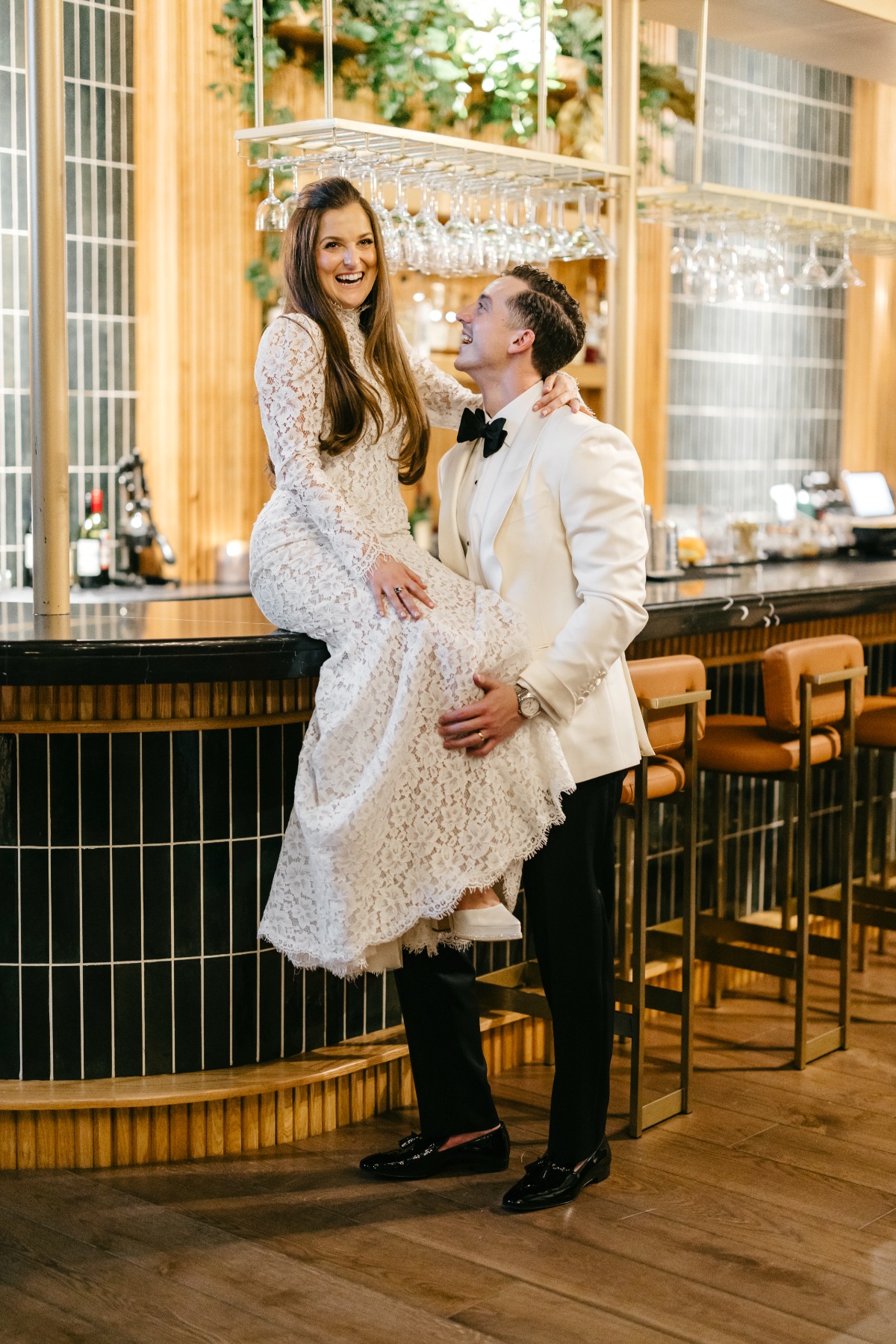bride and groom at cocktail hour