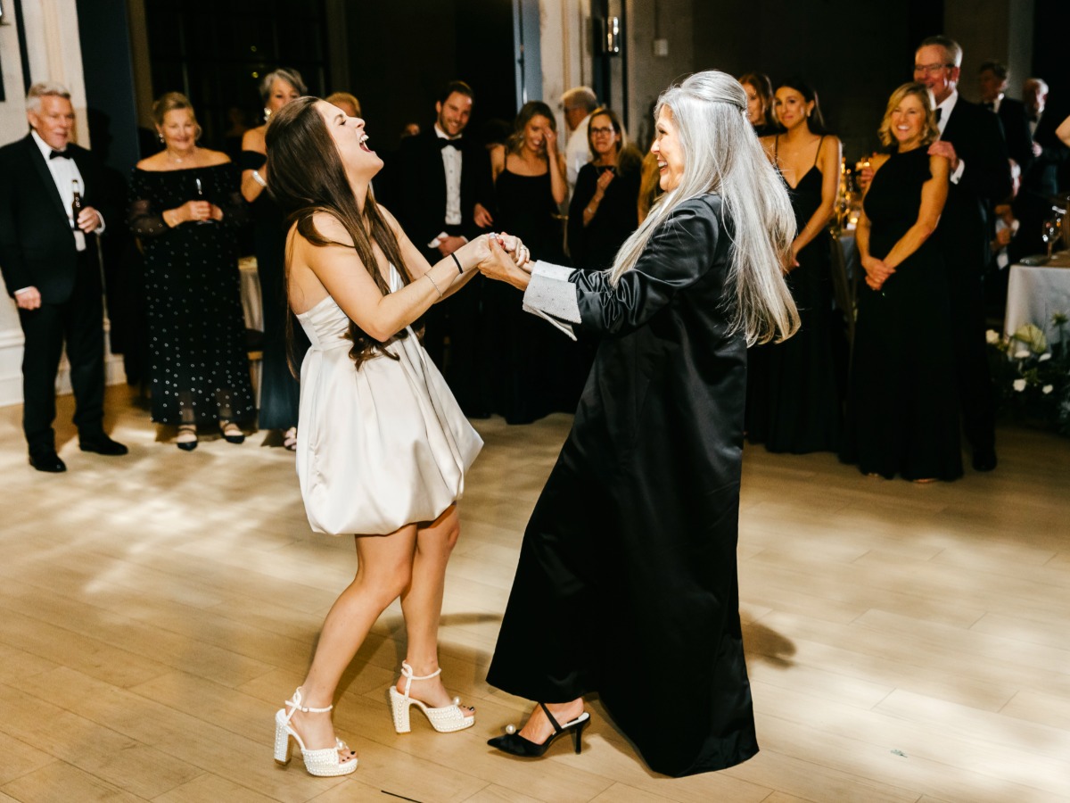 mother daughter dance at wedding