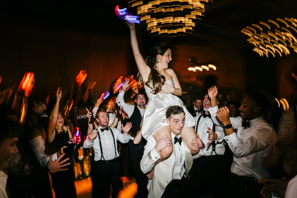 timeless-winter-wedding-emily-wren-photography-0055