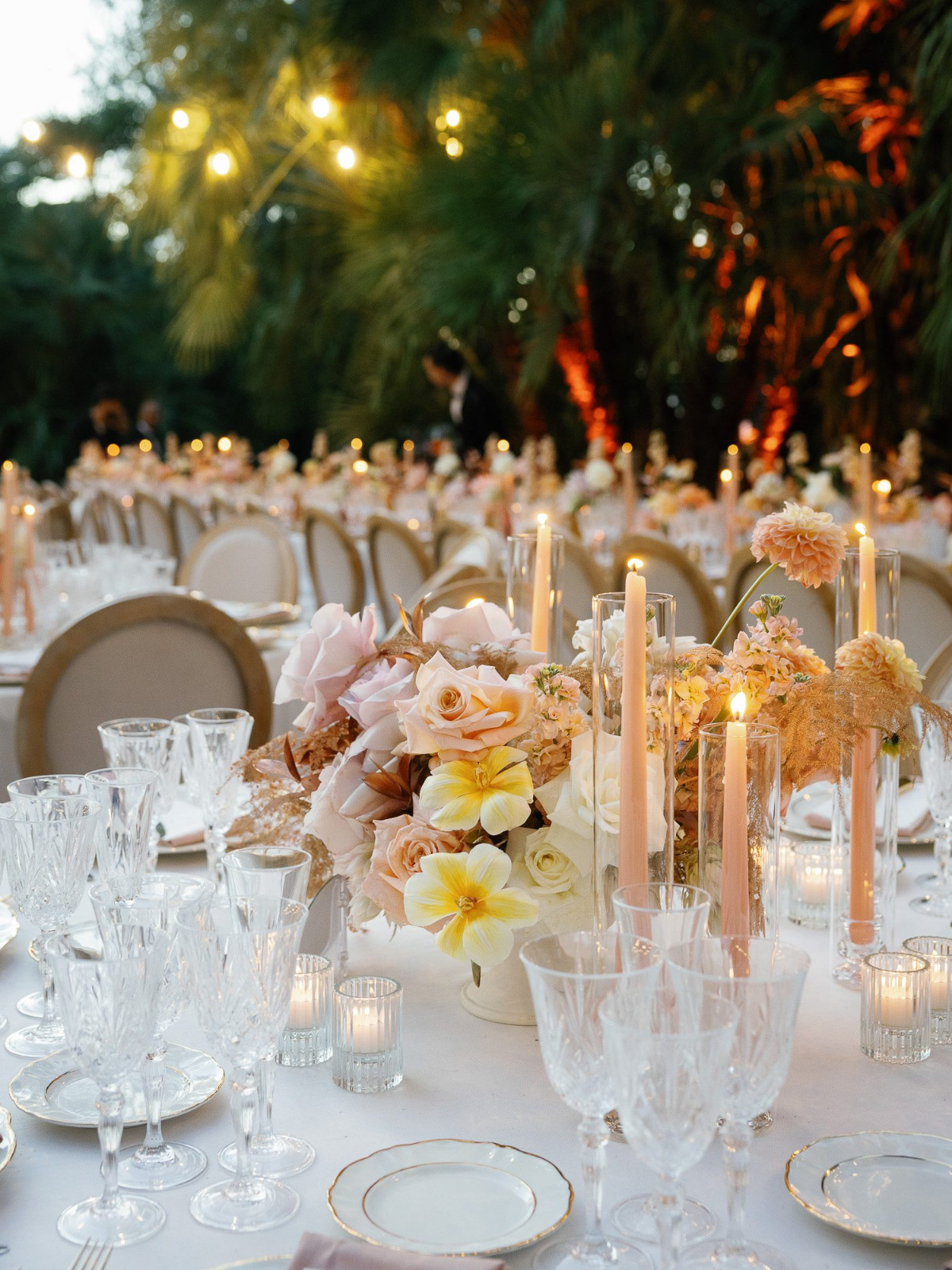 20241004-184017-vivid-symphony-photography-villa-astor-wedding-6546