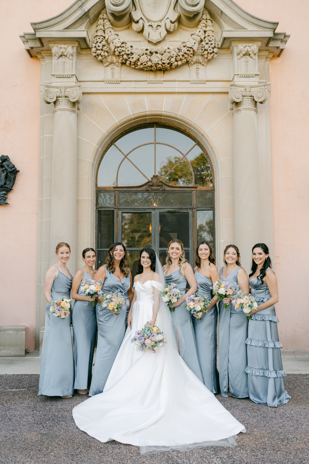 alison-mae-cuneo-mansion-wedding-photography-11