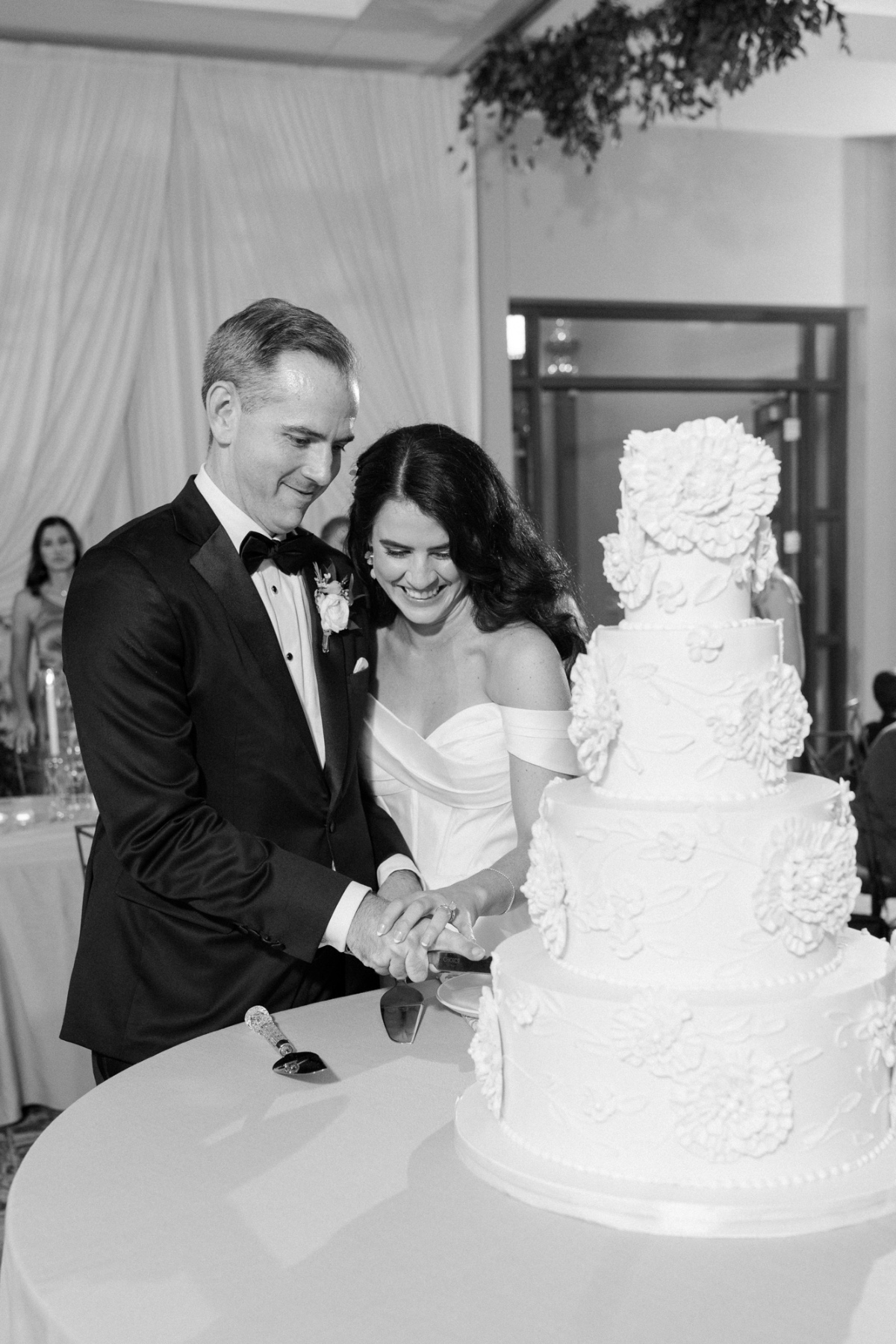 alison-mae-cuneo-mansion-wedding-photography-152
