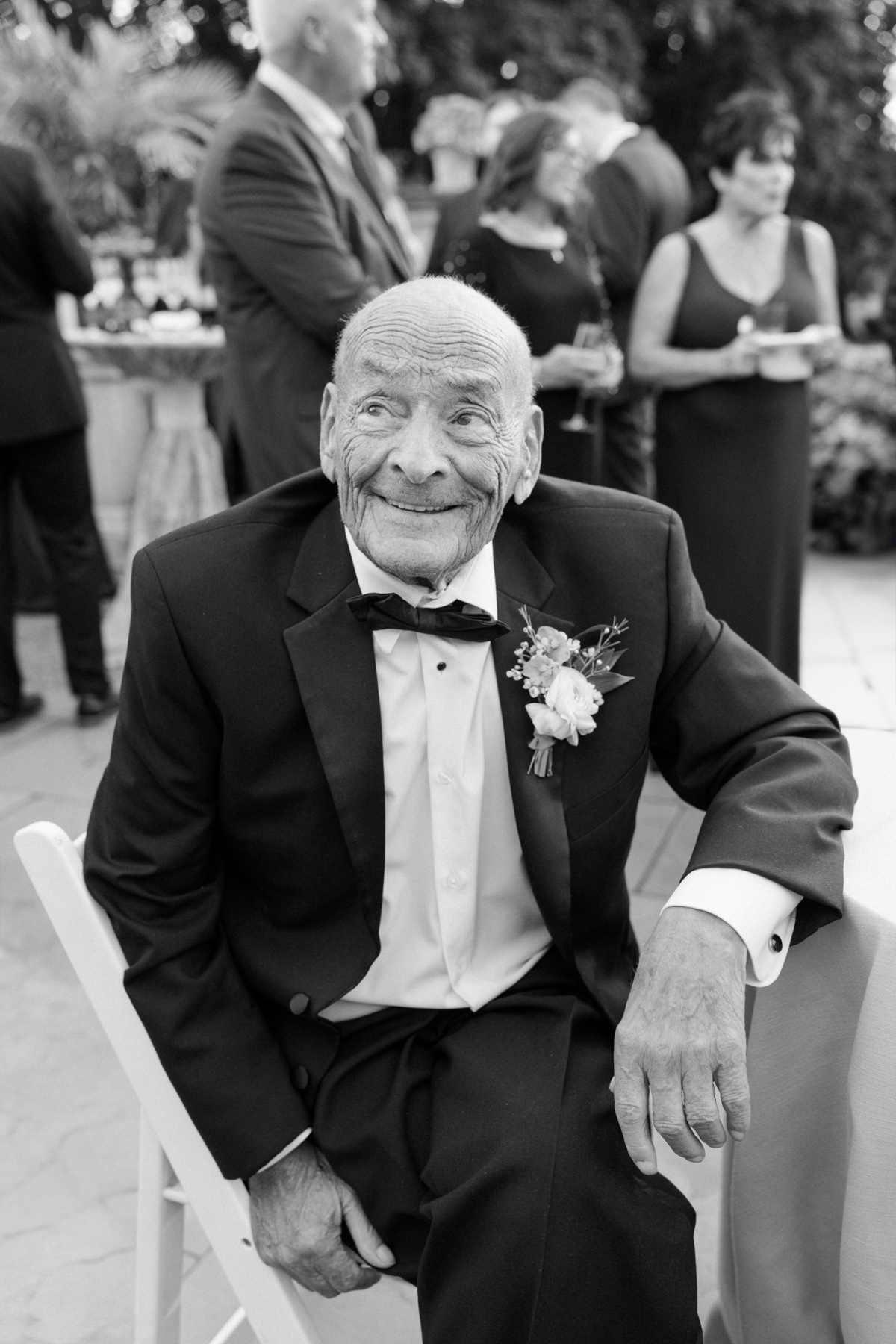 alison-mae-cuneo-mansion-wedding-photography-21