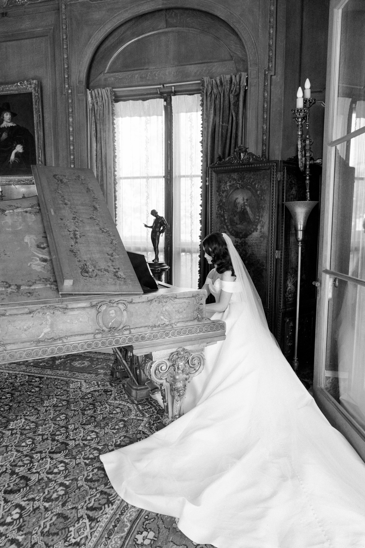 alison-mae-cuneo-mansion-wedding-photography-5