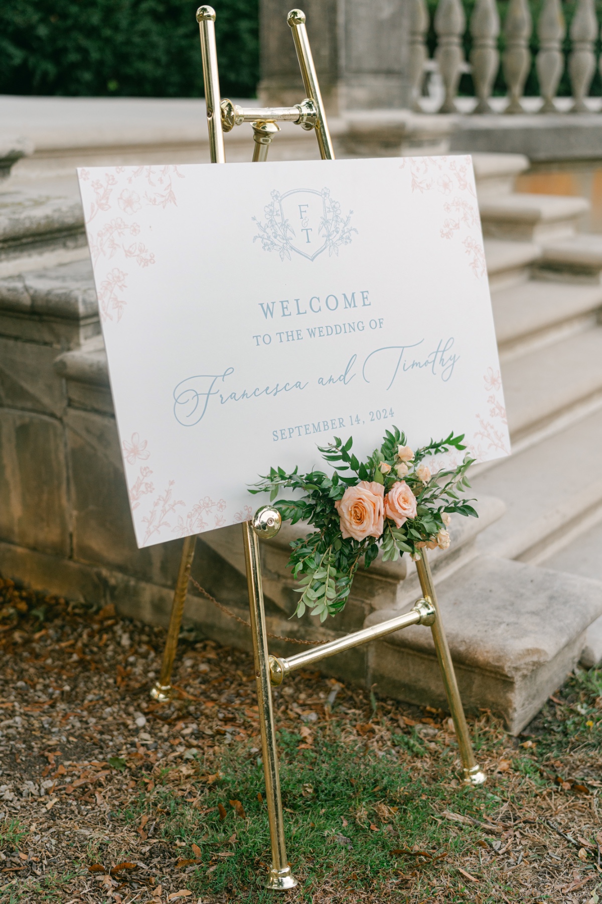 blue and peach wedding sign ideas
