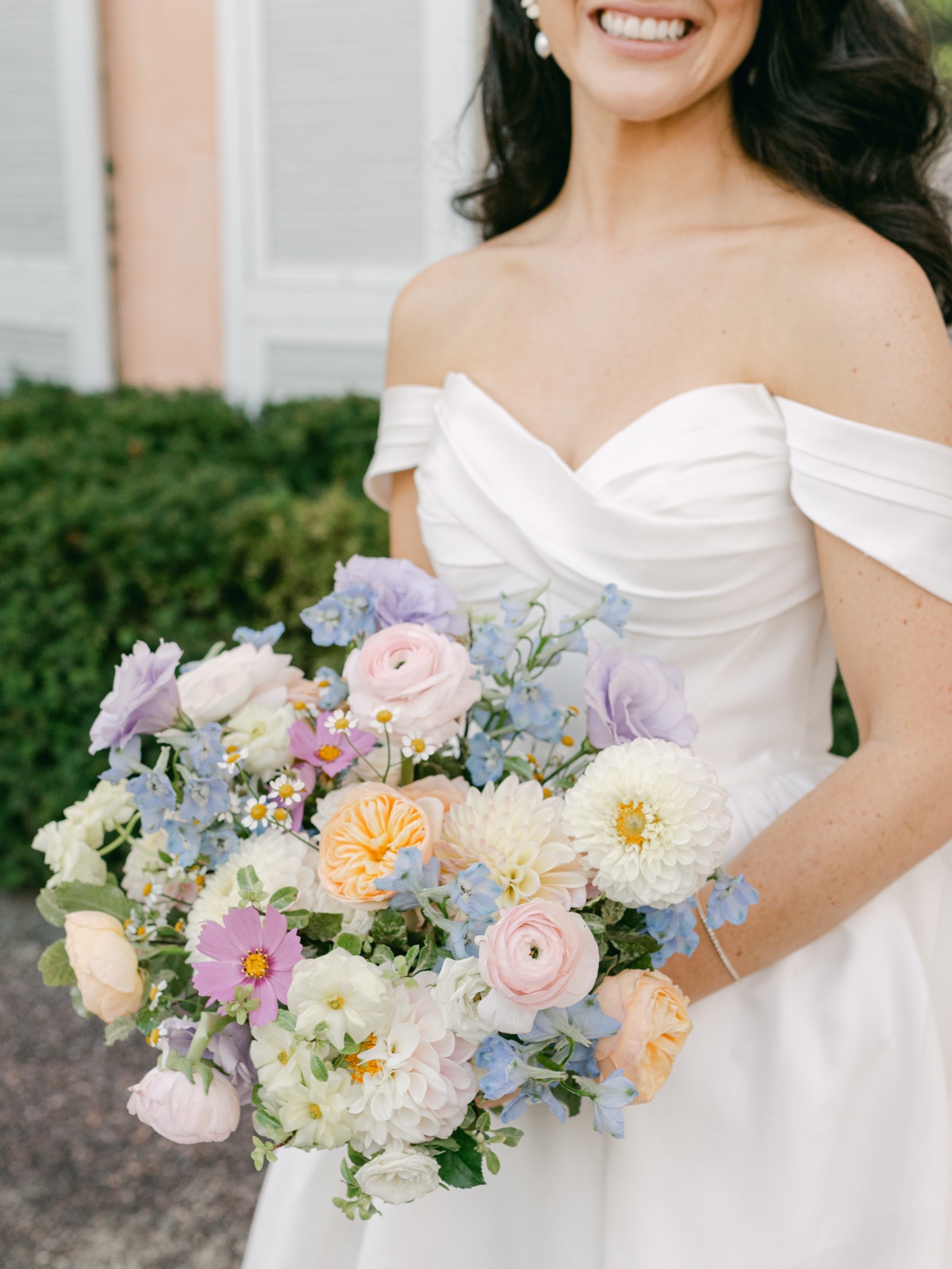 alison-mae-cuneo-mansion-wedding-photography-9