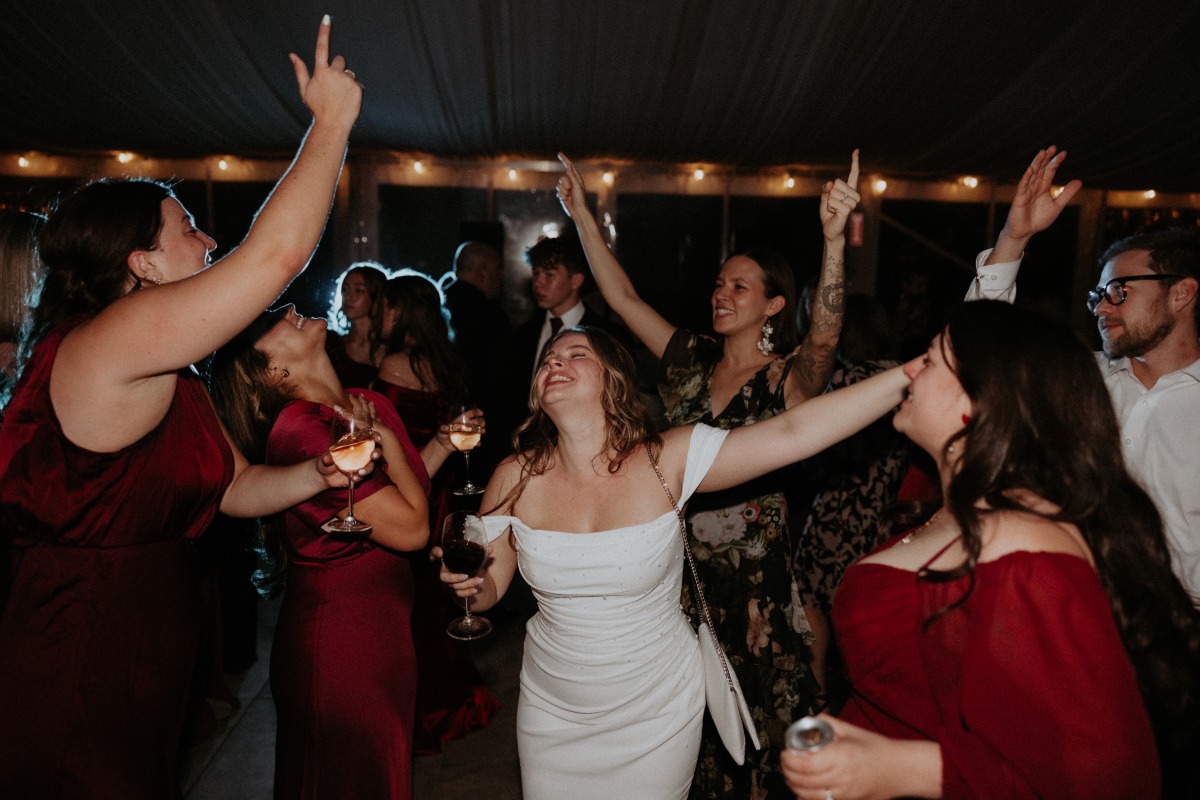 wedding dance floor photo inspiration