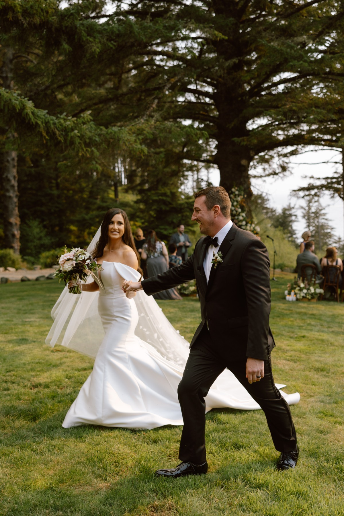 mermaid wedding dress with long train