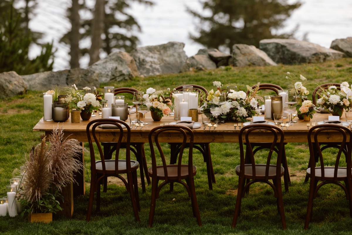 rustic wood wedding table
