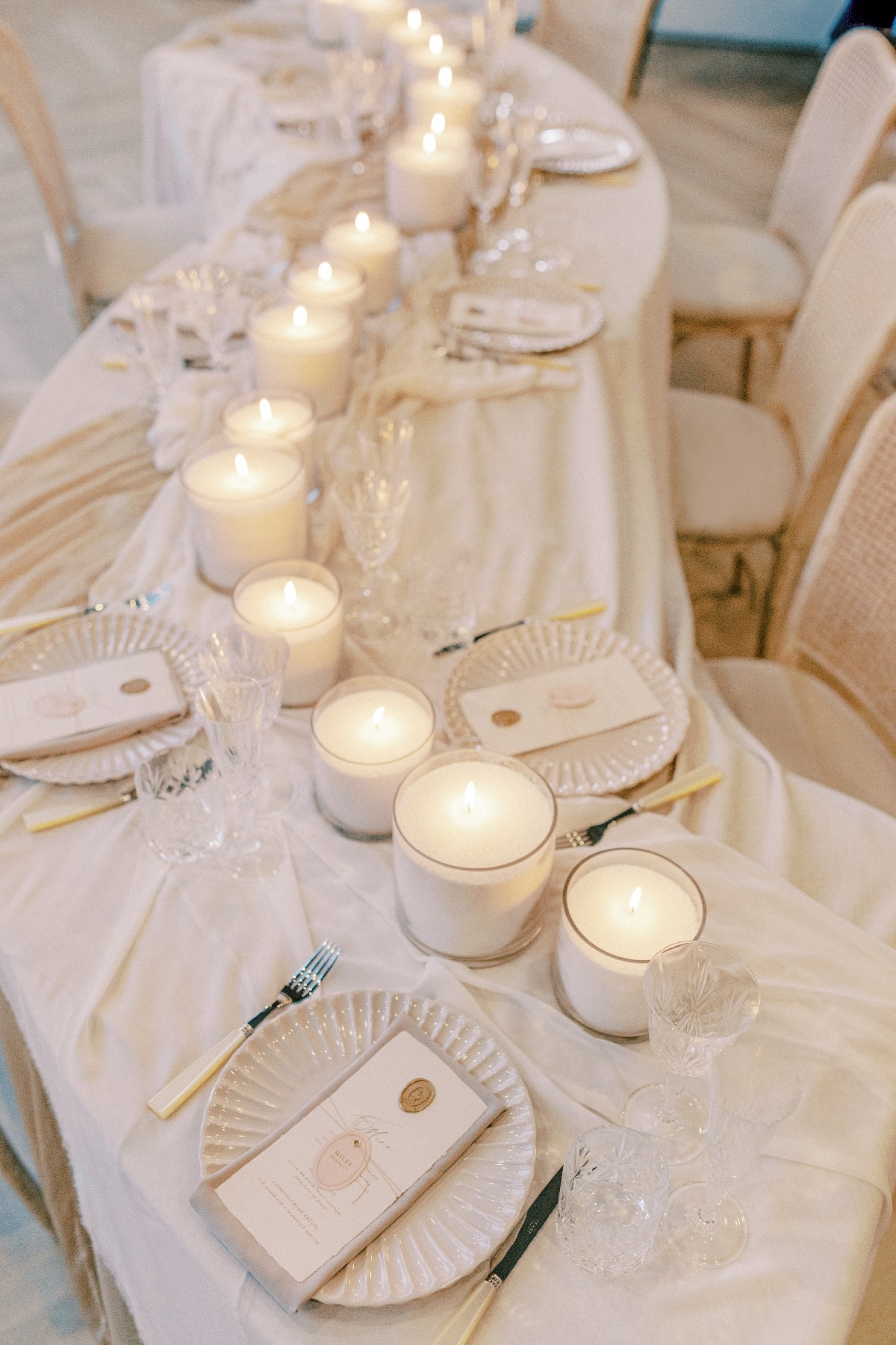 serpentine table centerpieces
