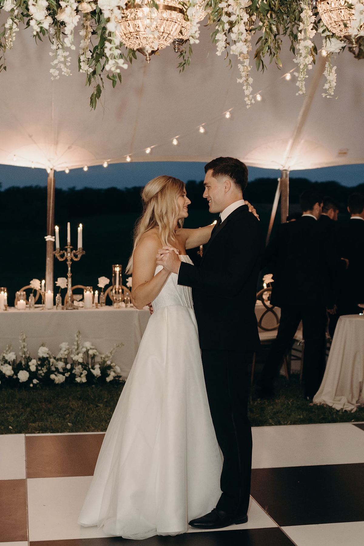 desmoines-backyard-luxury-wedding1739