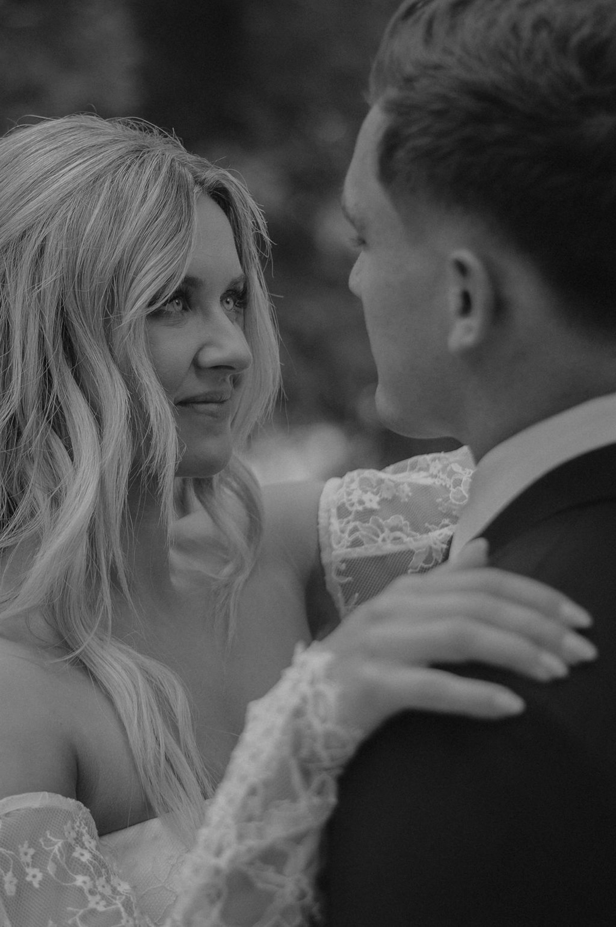desmoines-backyard-luxury-wedding376
