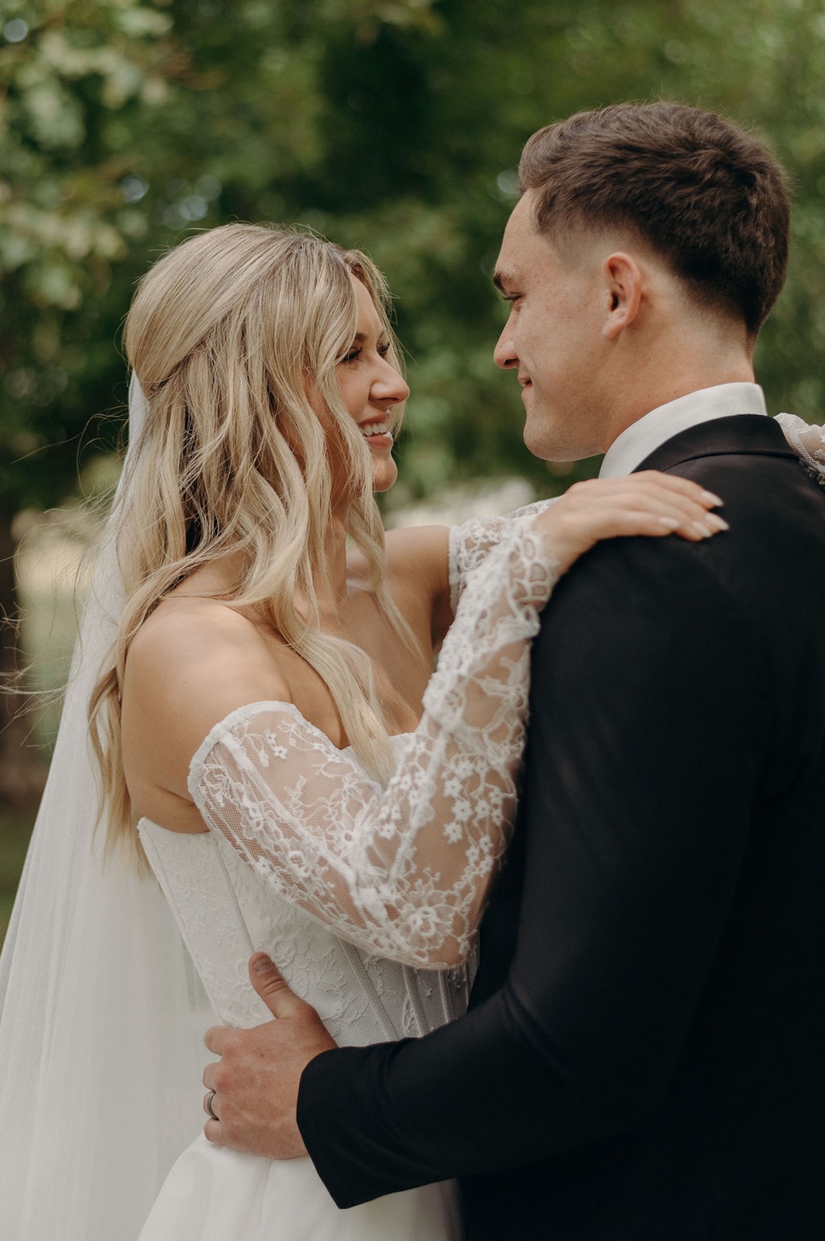 desmoines-backyard-luxury-wedding377