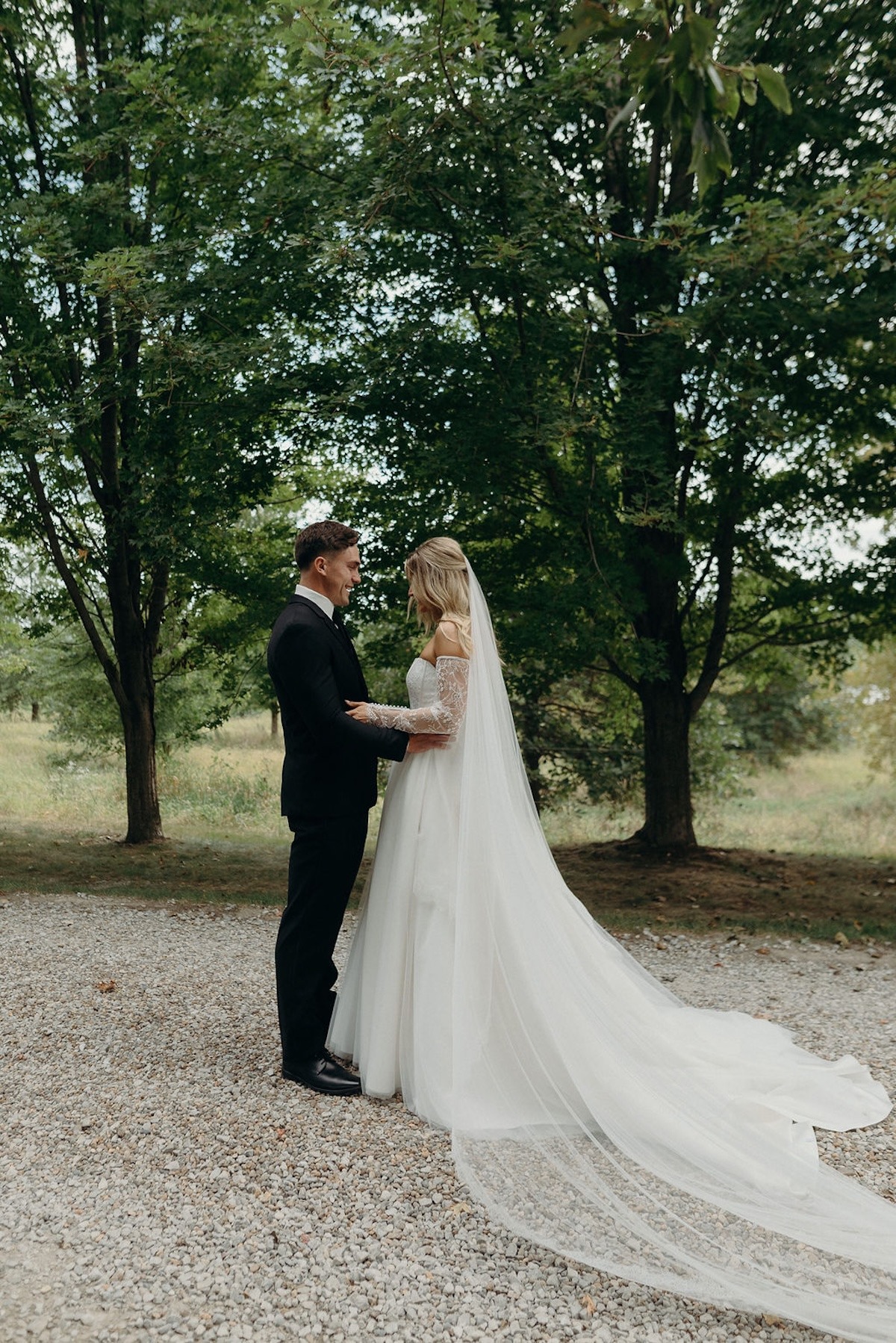 desmoines-backyard-luxury-wedding415