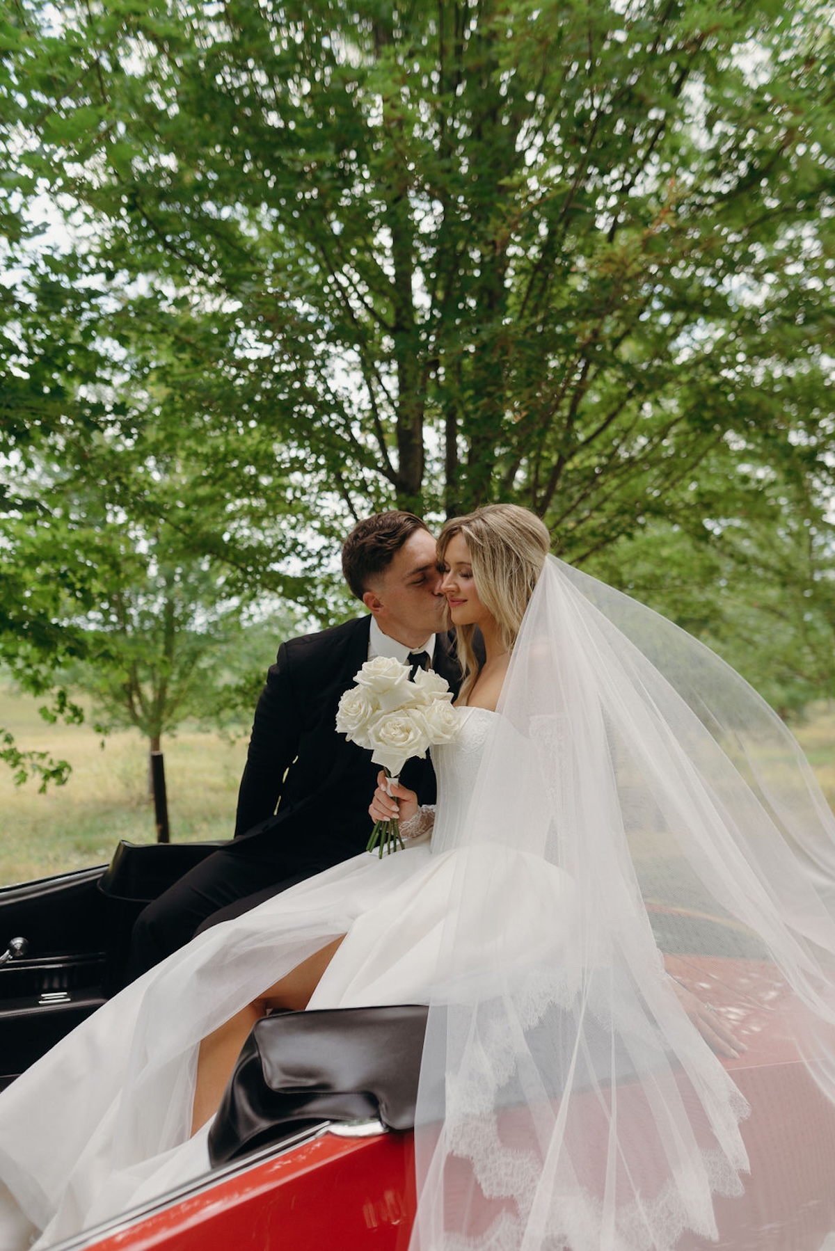 desmoines-backyard-luxury-wedding599