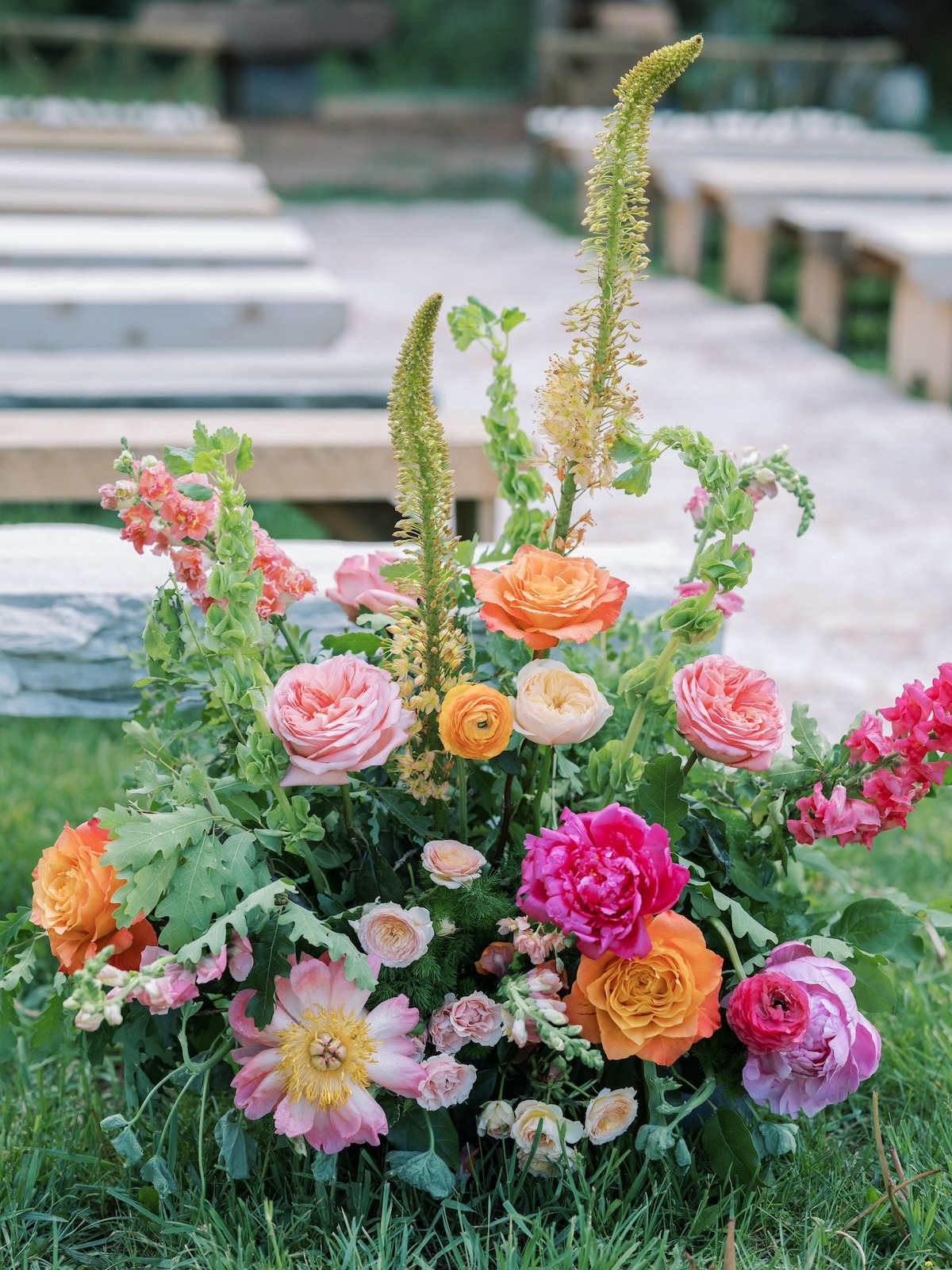 bright pink and orange wedding flowers