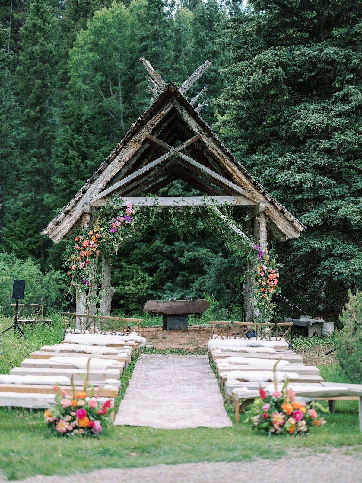 emily-jesse-wedding-dunton-2024-heidi_chowen-1007