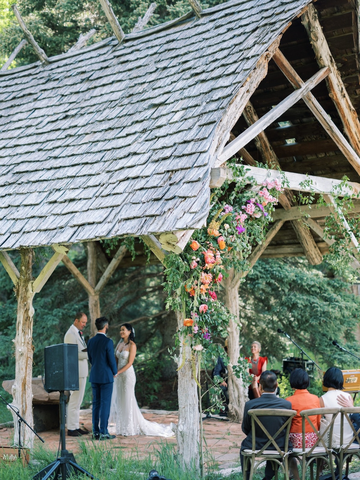 emily-jesse-wedding-dunton-2024-heidi_chowen-1421