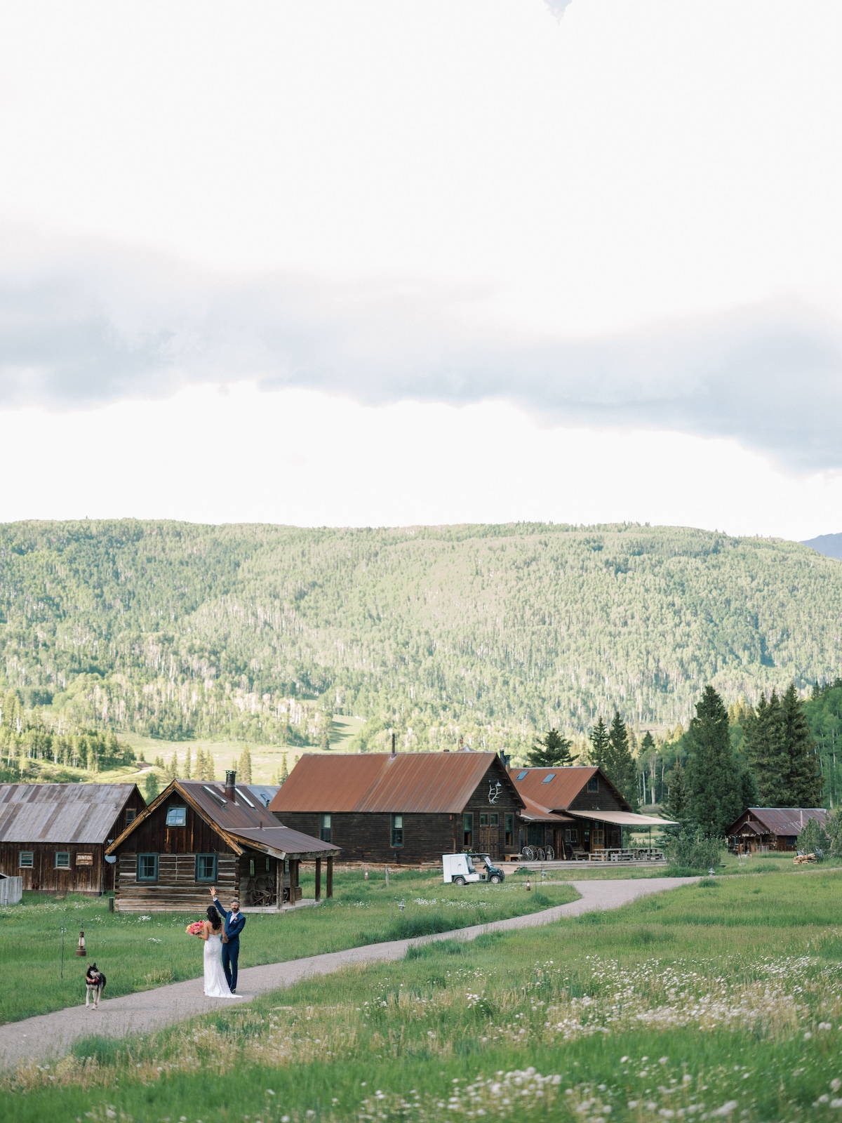 emily-jesse-wedding-dunton-2024-heidi_chowen-1529