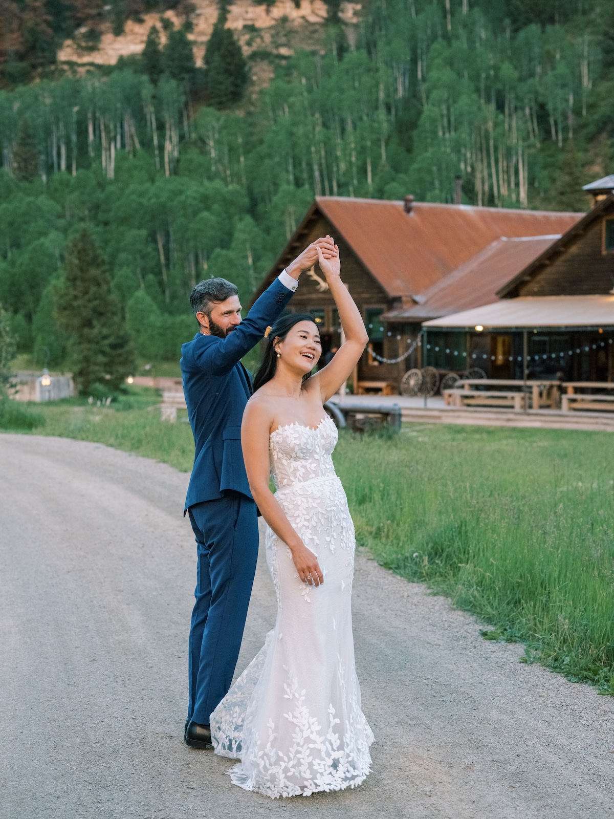 emily-jesse-wedding-dunton-2024-heidi_chowen-2243