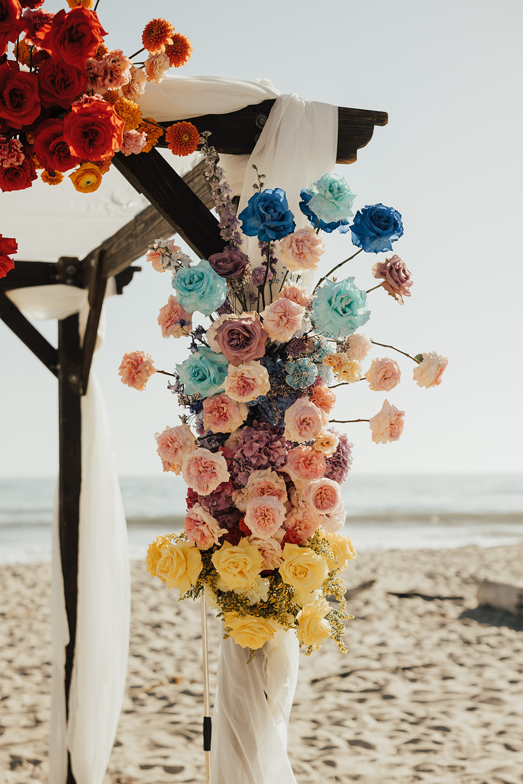 blue blush and yellow wedding flowers