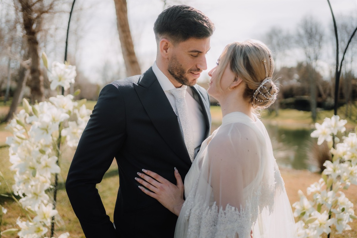 wedding cape