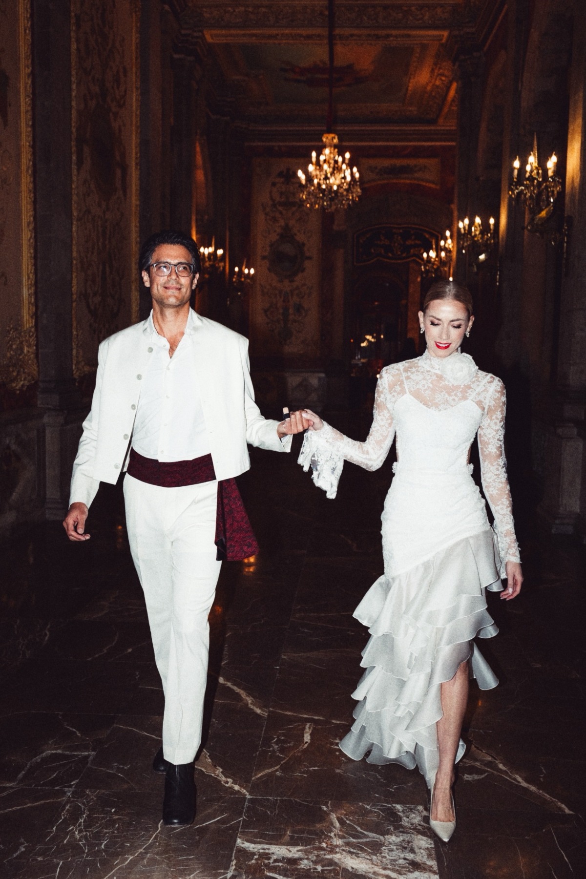 bride and groom dance flamenco