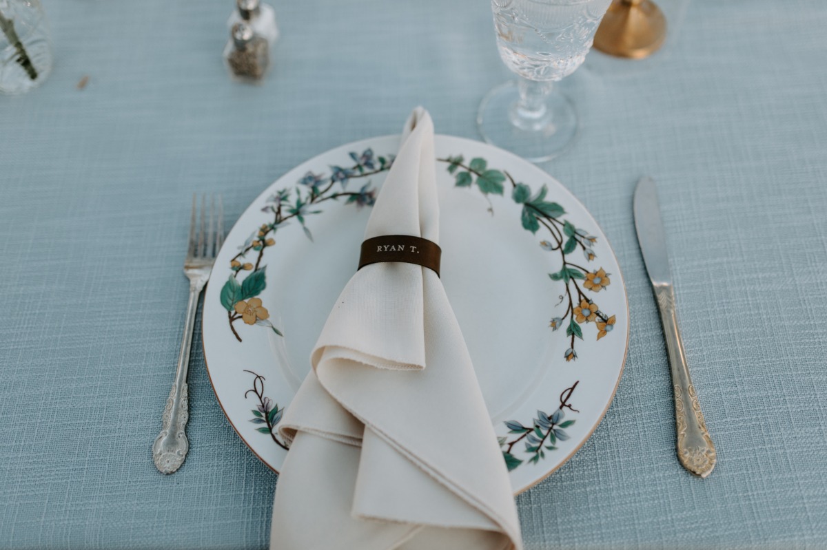 rustic wedding place settings