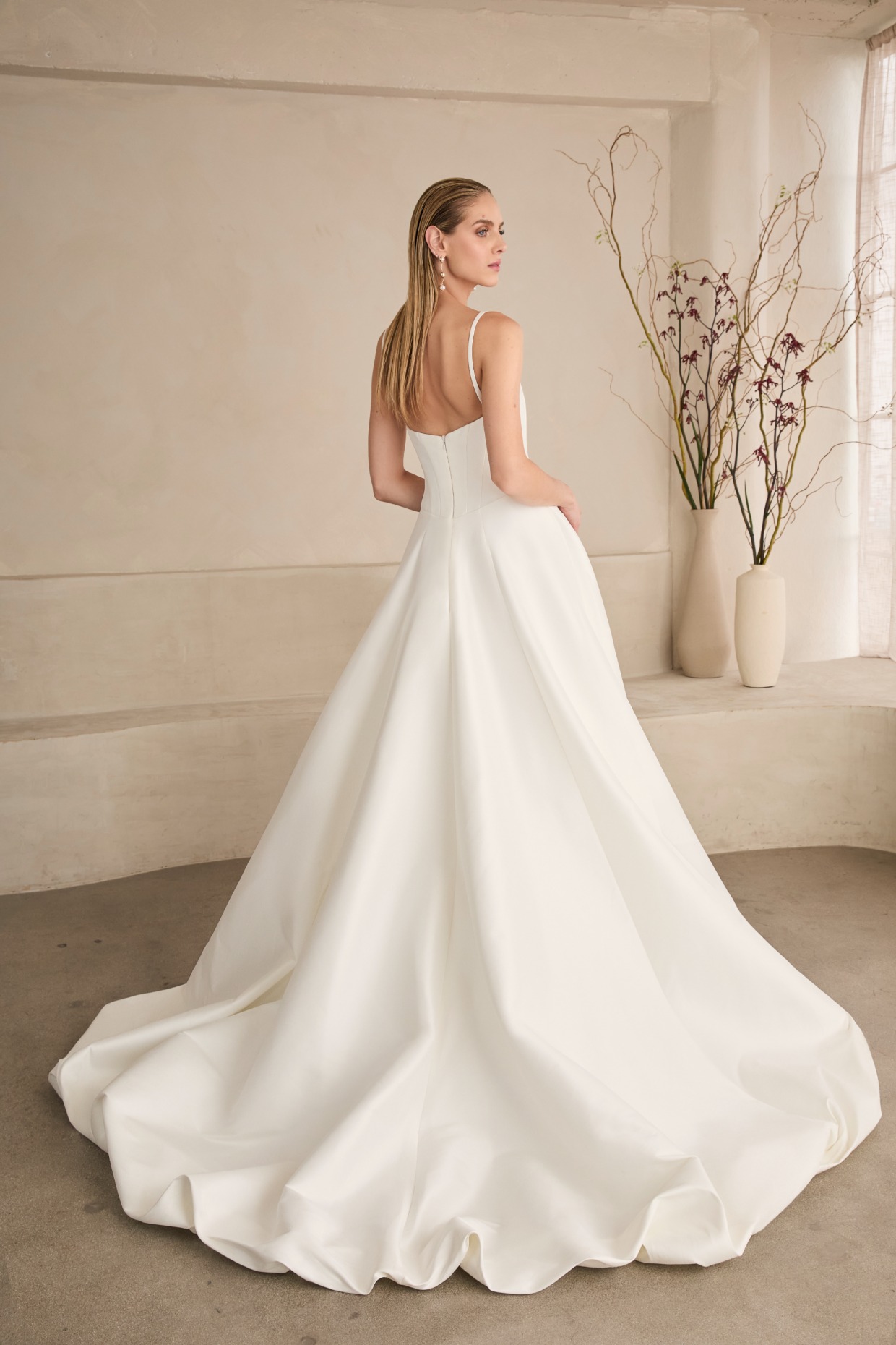 bubble hem wedding gown from casablanca bridal