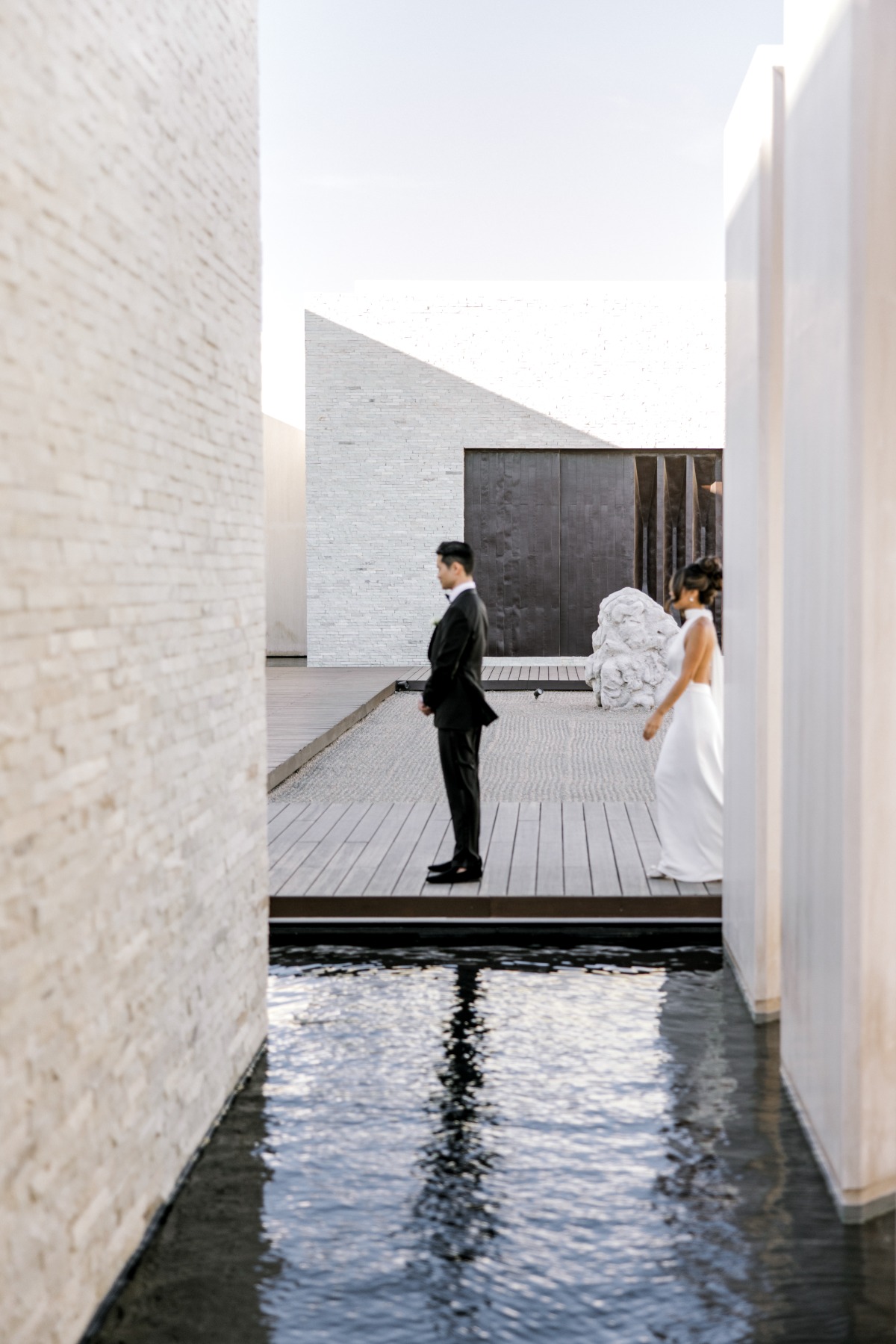 modern first look photography