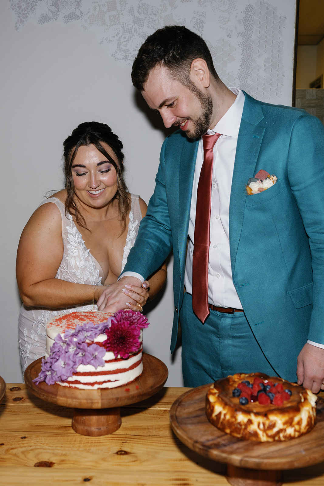 couple's only wedding cake