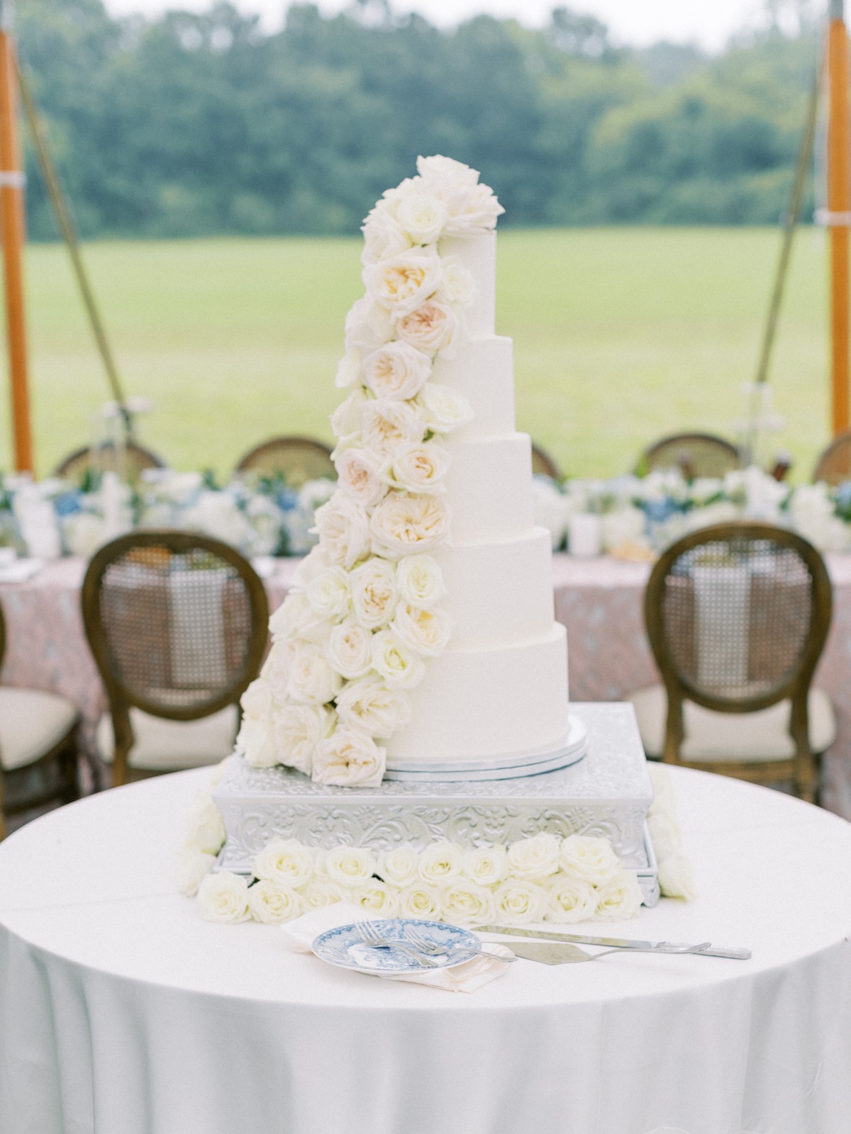 white rose wedding cake