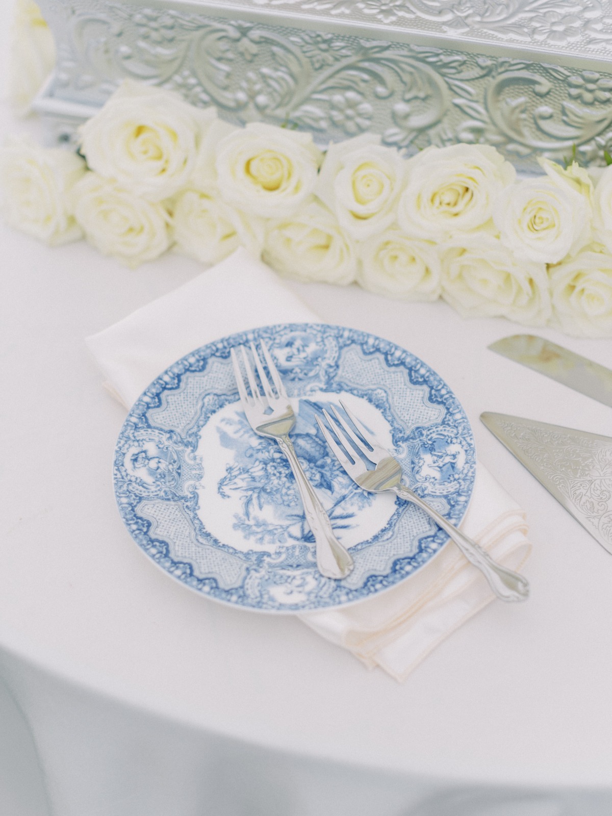 blue and white wedding china