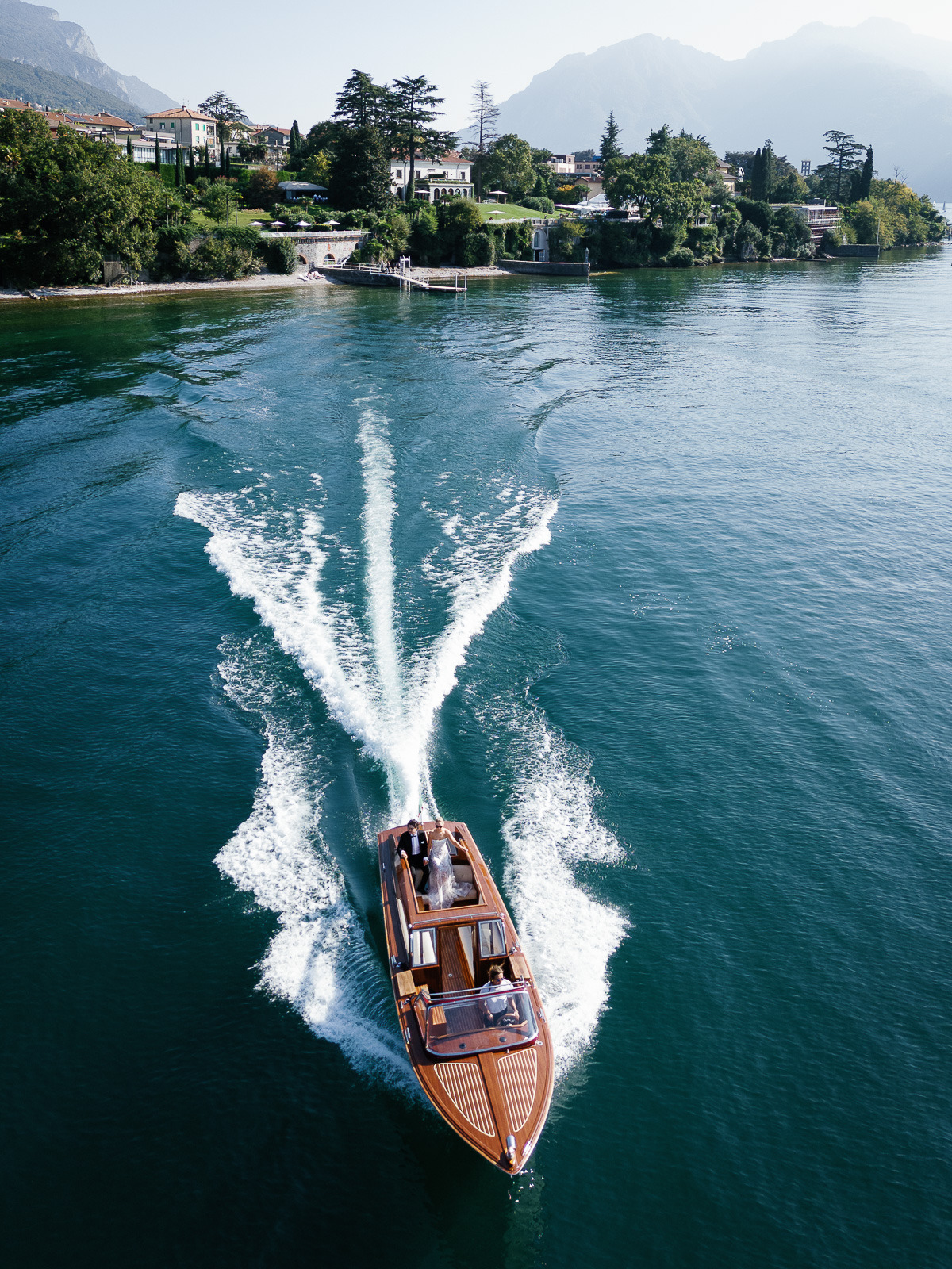 Lake Como wedding boat ride