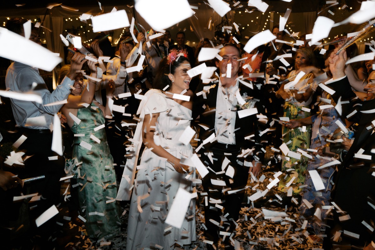 confetti exit for wedding