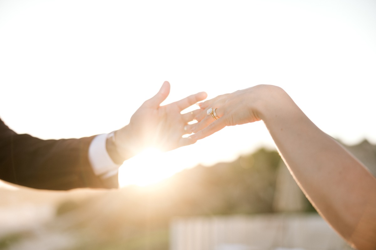 unique wedding ring photo ideas