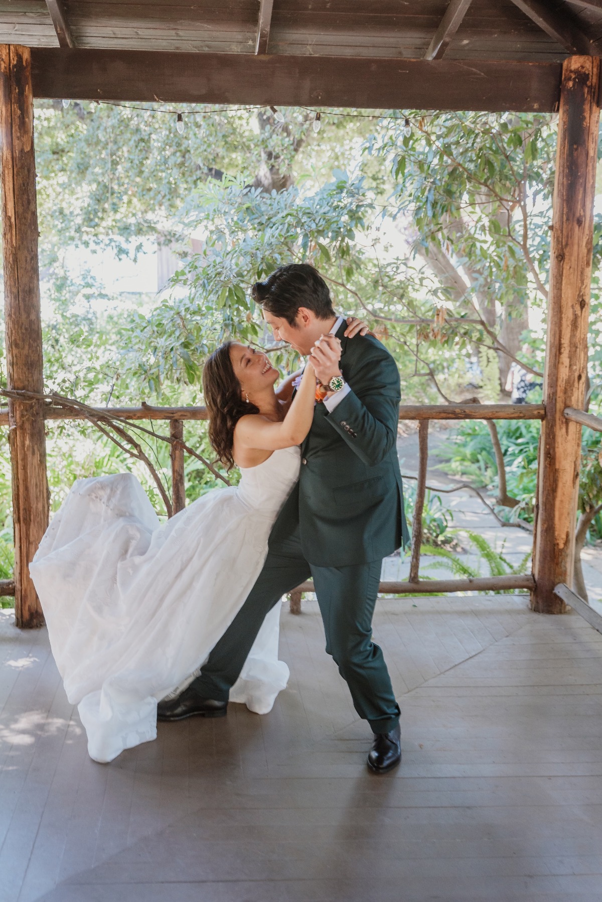 2_firstlook056