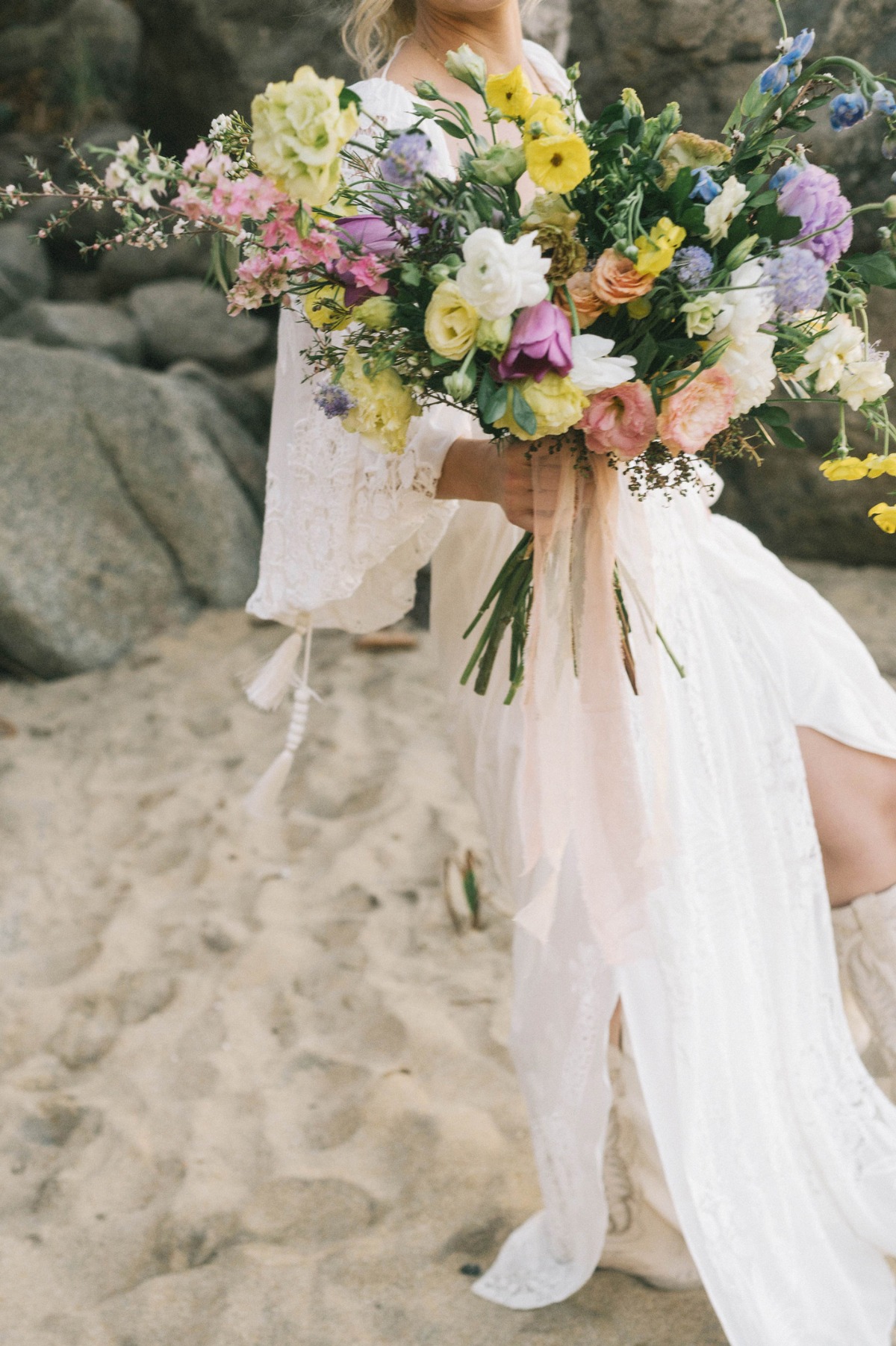 pastel wedding bouquet
